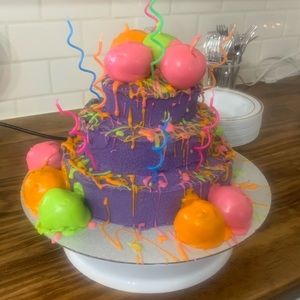 Meet your Posher, Danielle